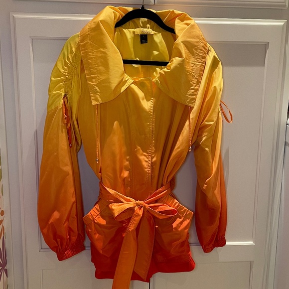 SoCa for St. John Ombre Windbreaker - Picture 3 of 13